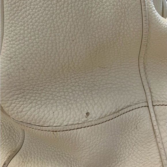 PRADA HANDBAG/CROSSBODY👜🌻 - Picture 3 of 14